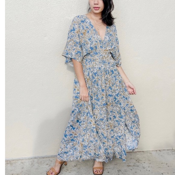 Dress Forum Paisley Maxi Dress - Picture 4 of 10